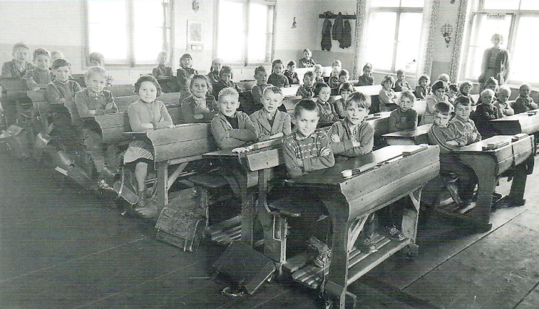 Datei:Schulkinder 1959.png