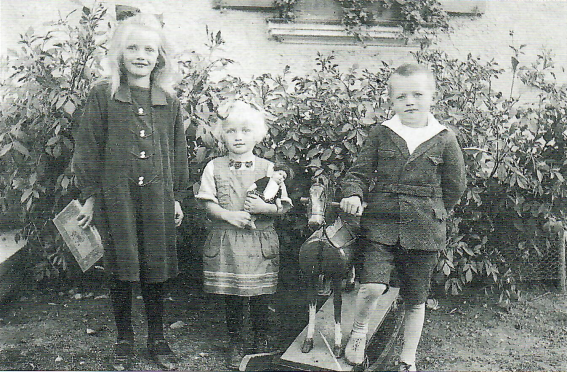 Datei:Kinder 1929.png