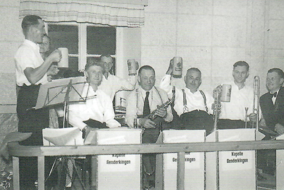 Datei:Musikkapelle 1953.png