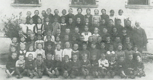Schulkinder 1909.png